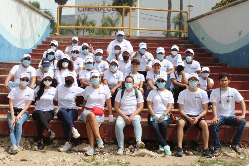 Law firm Ulises Cabrera organises a coastal clean up